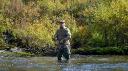 Tổng thống Putin đi câu cá ở Siberia sau khoảng thời gian tự cách ly (Ảnh: Reuters)