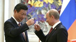 Chủ tịch Trung Quốc Tập Cận Bình và Tổng thống Nga Vladimir Putin (Ảnh: AFP)