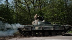 Lực lượng Ukraine tại Slovyansk (Ảnh: AFP)