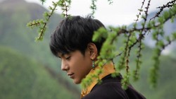 Đinh Chân trong một bức ảnh đăng tải trên mạng xã hội Weibo (Ảnh: Weibo)