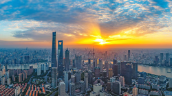 Đà phục hồi kinh tế của Trung Quốc có thể chững lại do bẫy niềm tin (Ảnh: Getty)