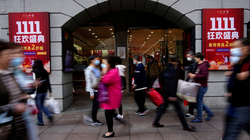 Dữ liệu suy giảm trong các tháng gần đây làm dấy lên nhiều lo ngại về nền kinh tế Trung Quốc (Ảnh: Nikkei)