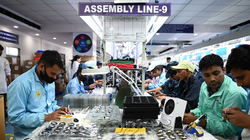 Ấn Độ đã thu hút các công ty toàn cầu tìm kiếm giải pháp thay thế cho Trung Quốc trong bối cảnh căng thẳng địa chính trị (Ảnh: WSJ)