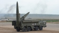 Hệ thống tên lửa đạn đạo tầm ngắn di động Iskander của Nga (Ảnh: Sputnik)