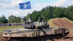 Một chiếc xe tăng T-72M4CZ của Séc. Ảnh: EP.