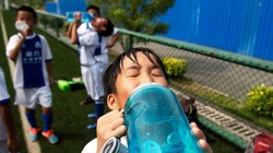 Cú sốc mới từ Trung Quốc: Tạo nước ngọt rẻ hơn nước máy và hydro xanh “tự sinh ra” từ biển