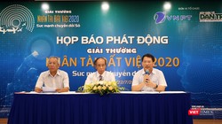 Đại diện Ban Tổ chức Giải thưởng Nhân tài Đất Việt giải đáp thắc mắc tại buổi họp báo phát động Giải thưởng.