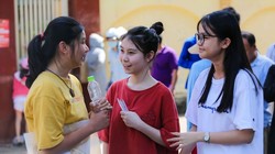 Thí sinh Nghệ An tự tin trước khi bước vào dự thi. Ảnh:nghean.edu.vn