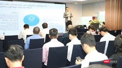 Toàn cảnh sự kiện.