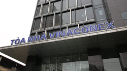 Công ty mẹ Vinaconex liên tục thoái vốn