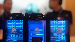 Huawei mở rộng sang các sản phẩm dành cho trung tâm dữ liệu tại Việt Nam. (Ảnh: Nikkei Asia)