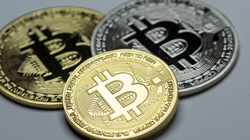 Đà tăng ấn tượng của Bitcoin kéo theo sự phục hồi của thị trường tiền số. Ảnh minh hoạ.