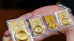 Vàng nhẫn đồng loạt giảm sâu trong phiên sáng 15/7. Ảnh minh hoạ.