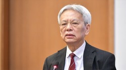 TS Nguyễn Sĩ Dũng, nguyên Phó chủ nhiệm Văn phòng Quốc hội, Ủy viên Hội đồng tư vấn chính sách của Thủ tướng Chính phủ.