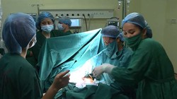 Ca phẫu thuật bắt con của sản phụ ung thư giai đoạn cuối