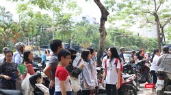 Học sinh sau khi tan học. Ảnh: Minh Thúy