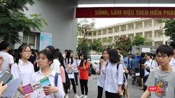 Học sinh sau khi tan trường. Ảnh: Minh Thúy