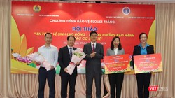 Các đại biểu tại hội thảo “Bảo vệ Blouse trắng” năm 2019 với chủ đề “An toàn, vệ sinh lao động – Phòng chống bạo hành tại các cơ sở y tế”.