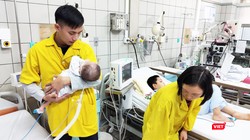 Bệnh nhân điều trị tại Bệnh viện Bạch Mai. Ảnh: Minh Thúy