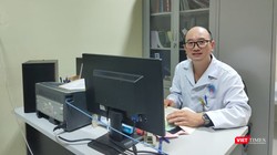 ThS. BS. Vũ Hoài Nam – Phó Trưởng khoa Bệnh nhiệt đới, Bệnh viện Hữu nghị Việt – Xô. Ảnh: Minh Thúy