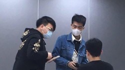 Thí sinh Trung Quốc dự thi IELTS. Ảnh: Đặng Chung 