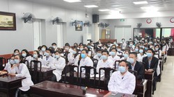 Các bác sĩ tại buổi tập huấn. Ảnh: Bệnh viện Da liễu Trung ương. 