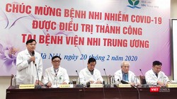 Họp báo điều trị thnahf công cho bệnh nhi 3 tháng tuổi mắc COVID-19. Ảnh: Minh Thúy 