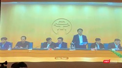 Cuộc họp khẩn thông tin vè dịch COVID-19 tại Hà Nội. Ảnh: Khôi Việt 