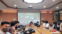 Báo chí dự họp Ban Chỉ đạo phòng, chống dịch COVID-19 tại UBND TP. Hà Nội. Ảnh: Minh Thúy 