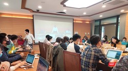 Báo chí dự họp Ban chỉ đạo Quốc gia phòng, chống dịch COVID-19 tại UBND TP. Hà Nội. Ảnh: Minh Thúy 