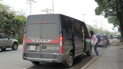 Xe hợp đồng. Ảnh: ATGT.VN