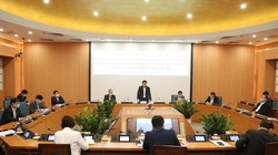 Họp Ban Chỉ đạo phòng, chống dịch COVID-19 tại UBND TP. Hà Nội sáng 6/4. Ảnh: UBND TP. Hà Nội 