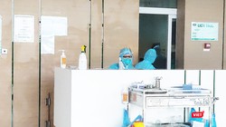 Bác sĩ trực cấp cứu, tiếp nhận ca mắc COVID-19  tại bệnh viện (Ảnh: Minh Thúy) 