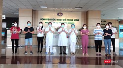 8 bệnh nhân mắc COVID-19 được công bố khỏi bệnh. Ảnh: Minh Thúy 