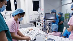 Ca phẫu thuật tách rời cặp song sinh đã thành công tốt đẹp (Ảnh: Bệnh viện Nhi đồng Thành phố) 