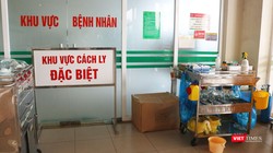 Khu vực cách ly đặc biệt bệnh nhân mắc COVID-19 (Ảnh: Minh Thúy) 
