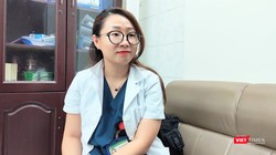 ThS. BS. Đới Ngọc Anh – Khoa Viêm Gan, Bệnh viện Bệnh Nhiệt đới Trung ương (Ảnh: Minh Thuý) 