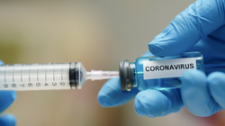 Thử nghiệm vaccine phòng COVID-19 (Ảnh minh hoạ) 