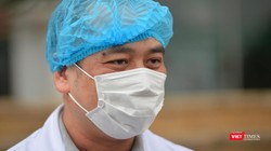 BS. Nguyễn Trung Cấp – Phó Giám đốc Bệnh viện Bệnh Nhiệt đới Trung ương (Ảnh - Hoàng Anh) 