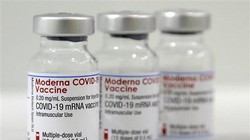 Vaccine phòng COVID-19 của Moderna (Ảnh - BYT) 