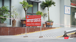 Khu vực cách ly ở Bệnh viện Hữu Nghị (Ảnh - Minh Thuý) 