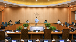 Toàn cảnh cuộc họp trực tuyến UBND TP. Hà Nội (Ảnh - Trung Nguyên) 