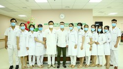 NSND Công Lý khoẻ mạnh trong ngày ra viện (Ảnh - BVCC) 