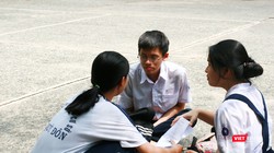 Tâm trạng lo lắng của các thí sinh sau khi kết thúc môn thi Toán