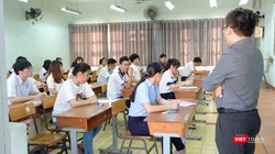 Sáng nay (25/6), thí sinh chuẩn bị bước vào môn thi Ngữ văn 