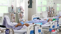 Các bệnh nhân đang chạy thận tại Bệnh viện