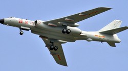 Máy bay H-6K của Trung Quốc.