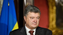 Tổng thống Poroshenko đã ra lệnh cấm người Nga ở độ tuổi tòng quân được nhập cảnh vào Ukraine.
