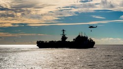 Tàu chiến Mỹ trên Biển Đông.