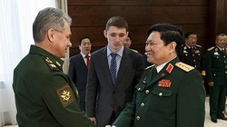 Bộ trưởng Quốc phòng Việt Nam đang thăm Nga